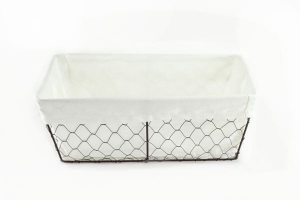 Paniers rectangulaires en fil métallique avec doublure blanche