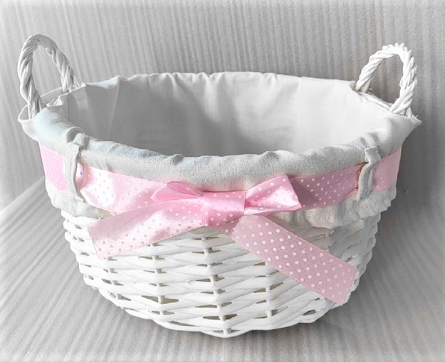 White Round Split Willow Basket With Handles, White Liner & Pink Ribbon - 13" x 5½"